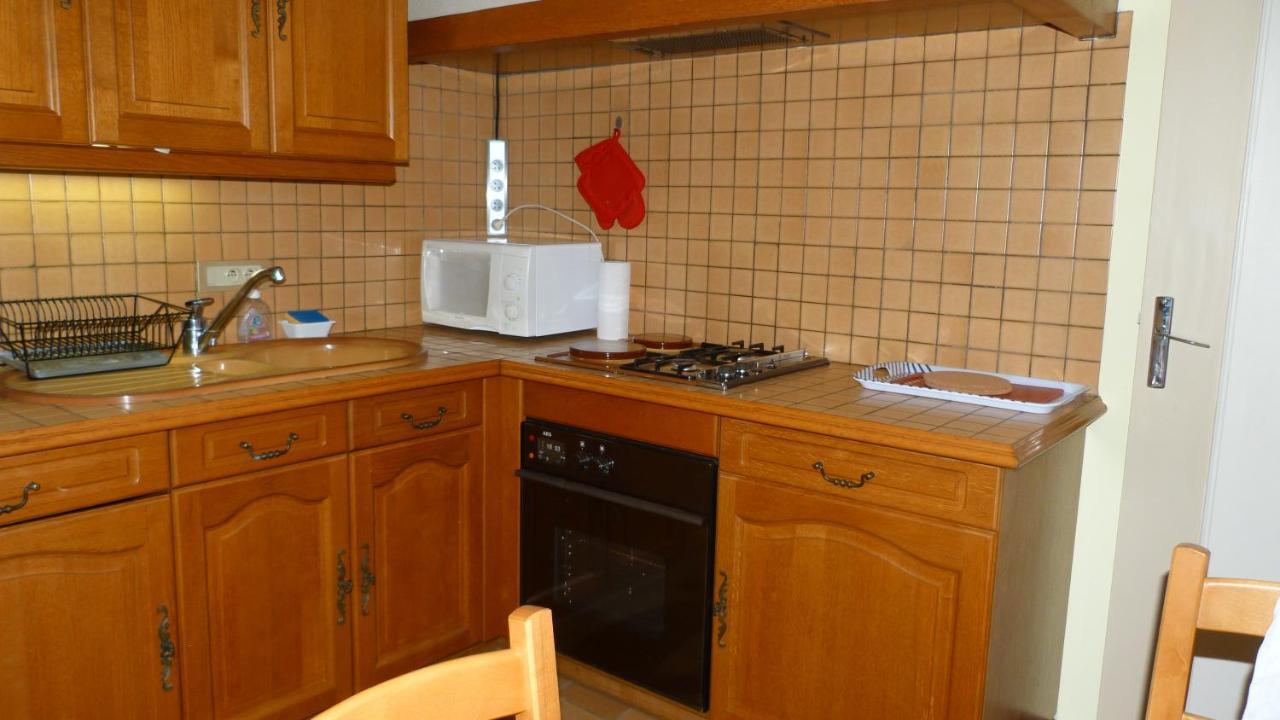Maison De Vacances Pour 6 Personnes Avec Piscine Lainsecq Kültér fotó